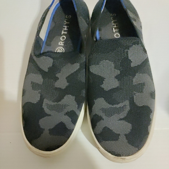 Rothy’s black camo sneakers size 8,5 - Picture 2 of 5